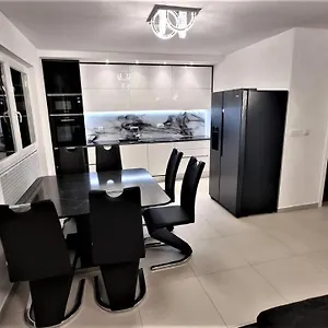  Appartamento Bartol Luxury Krk Croatia, With Own Hot Tub - Whirlpool Croazia