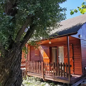 https://rosebud-adorable-et-confortable-petit-chalet.fr-provencehotel.com