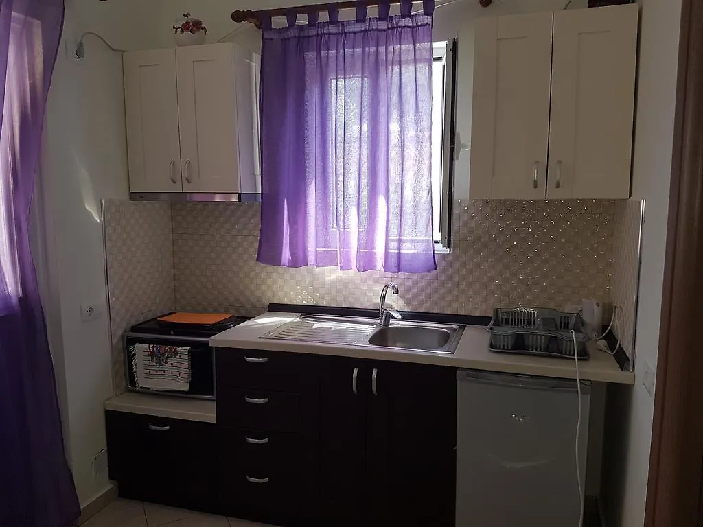 Apartment Villa Xani Himare