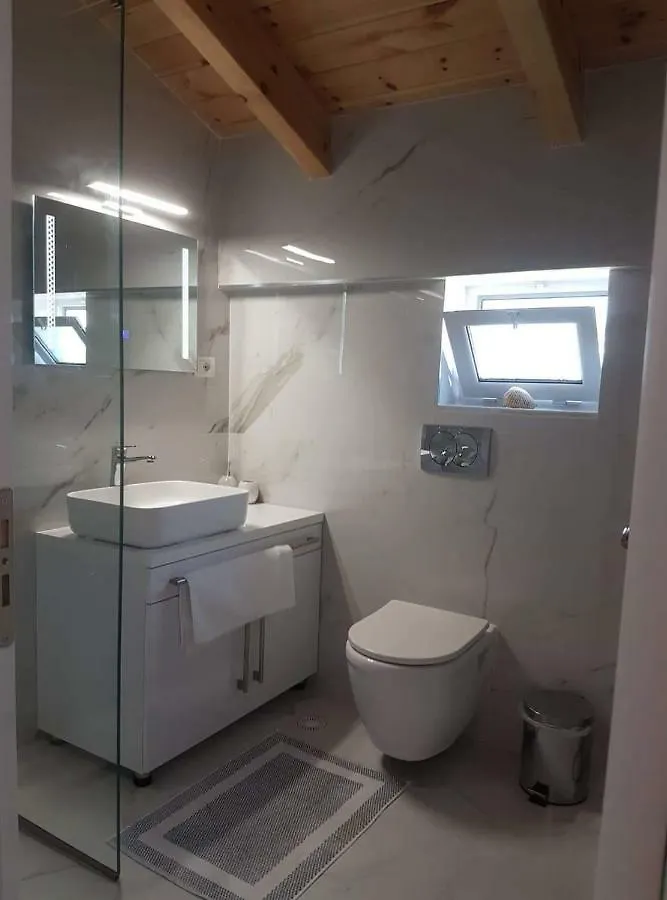 Apartment Villa Xani Himare