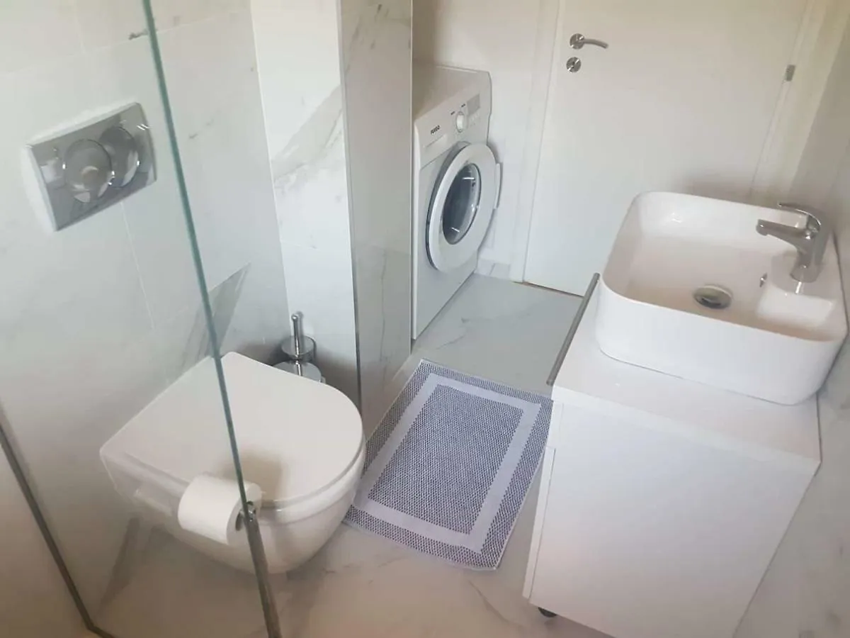 Villa Xani Himare 0*,